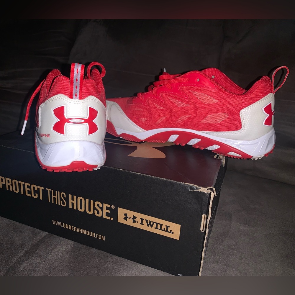 Under Armor Kicks - image 3